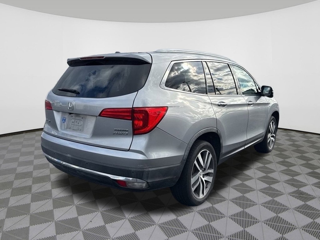Certified 2016 Honda Pilot Touring SUV