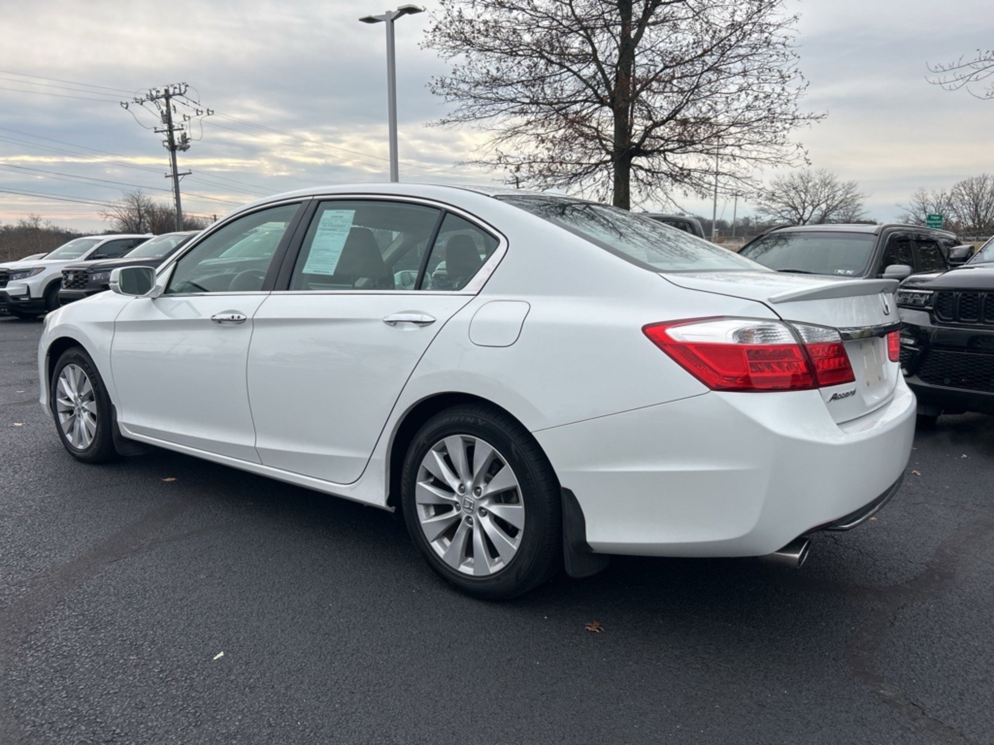 2015 Honda Accord EX-L photo 2