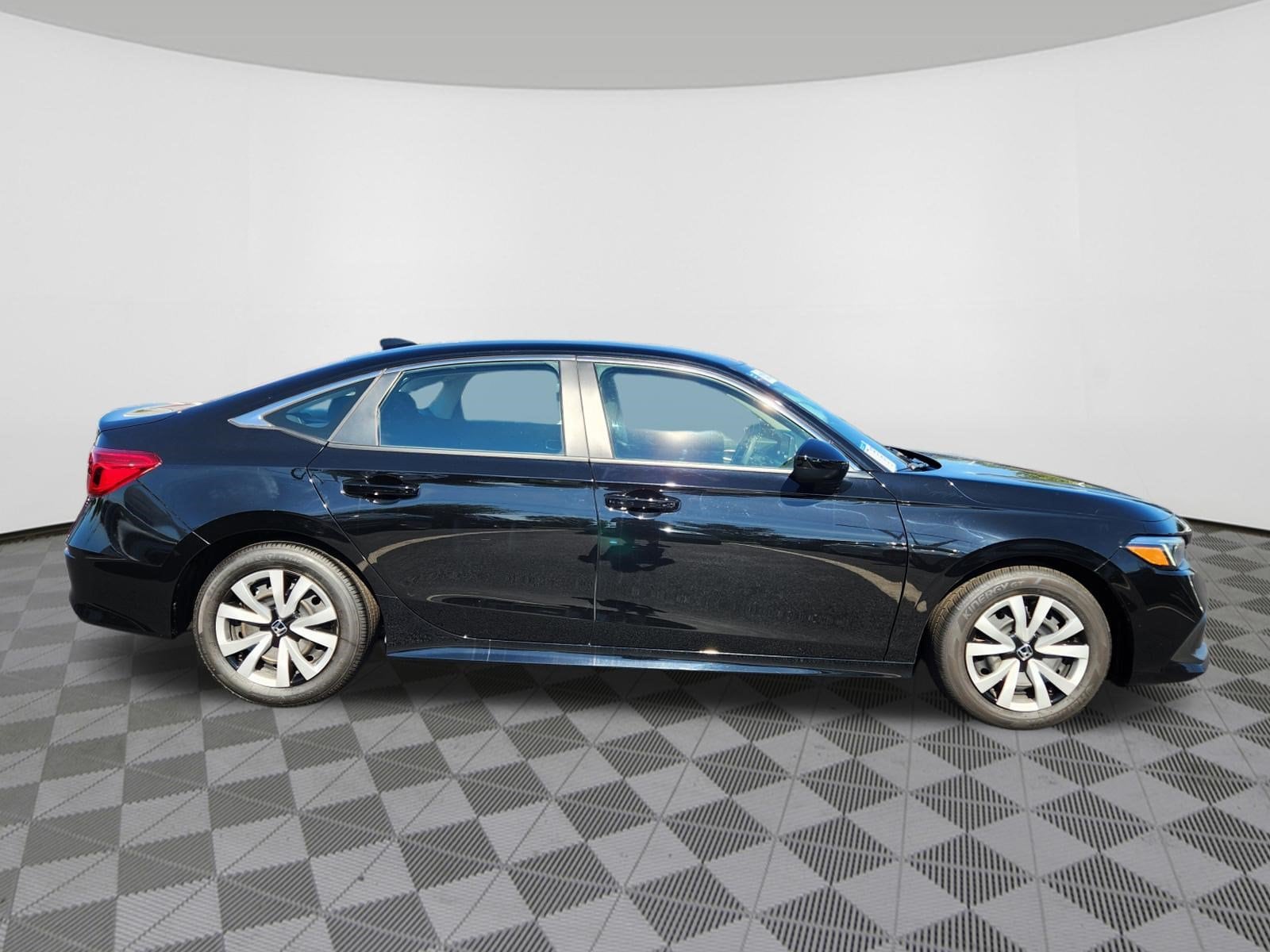 2024 Honda Civic LX - Photo 6