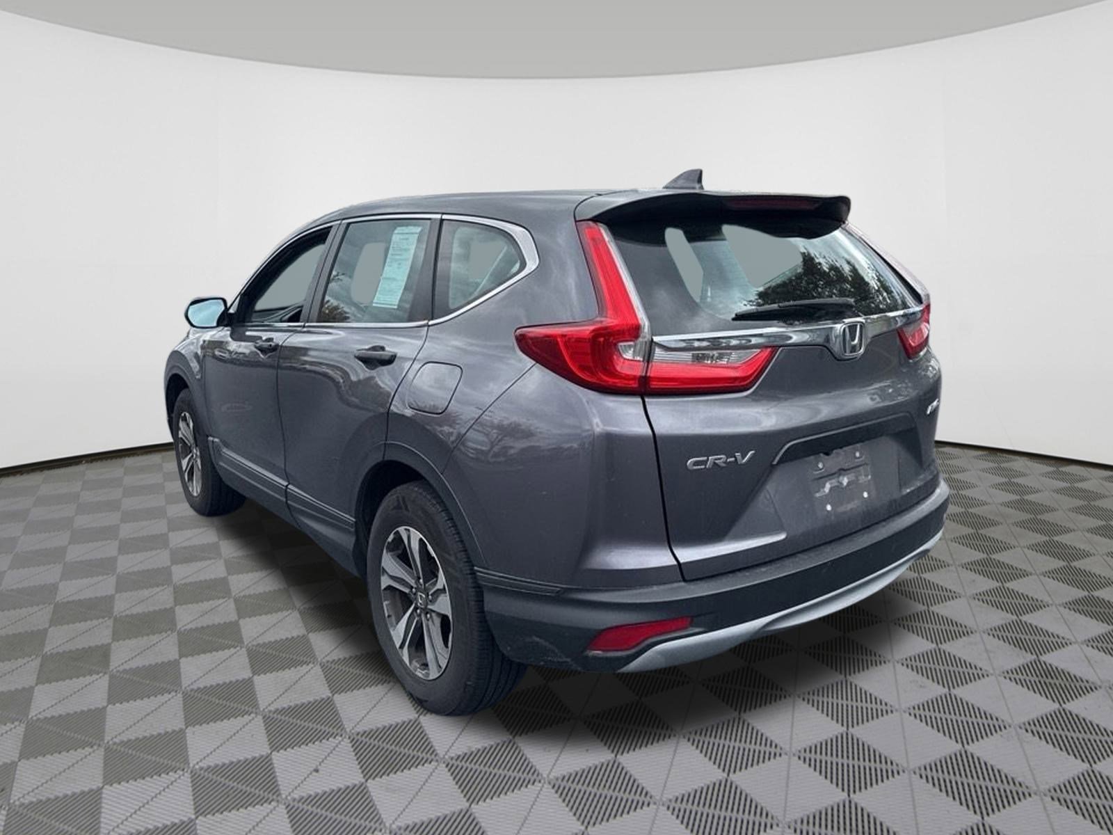 2017 Honda CR-V LX photo 3