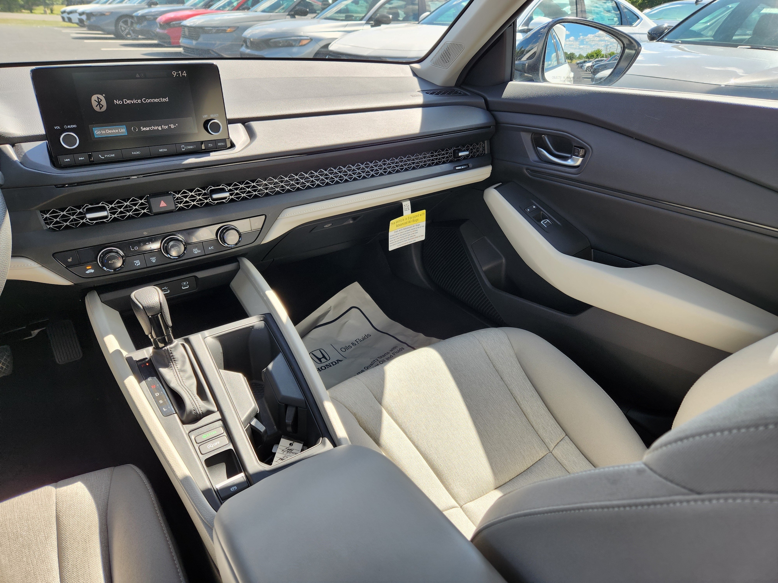 2025 Honda Accord SE - Photo 14