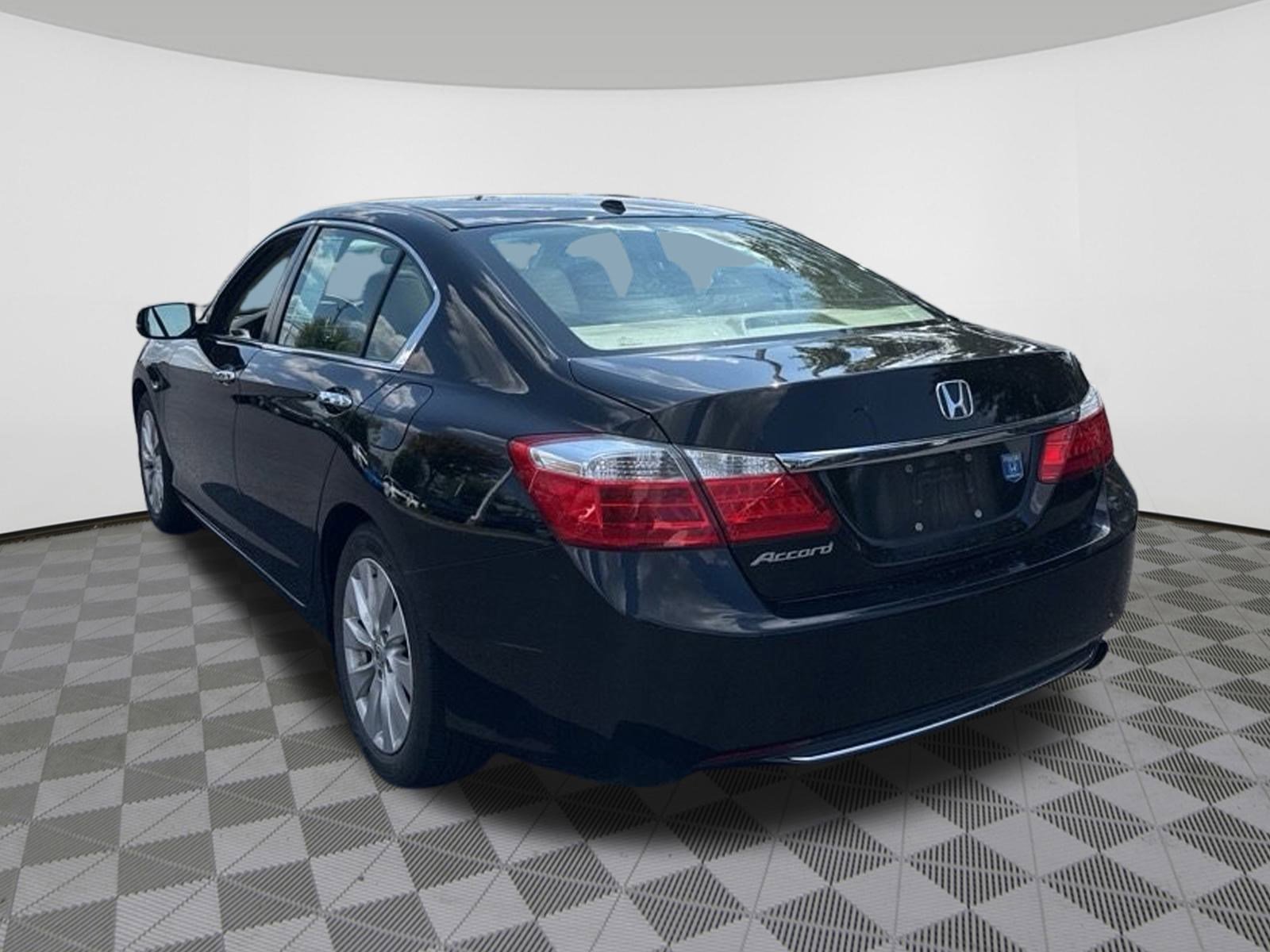 2015 Honda Accord EX-L photo 3