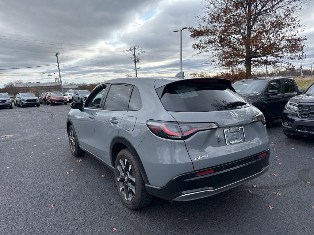 2026 Honda HR-V EX-L photo 3