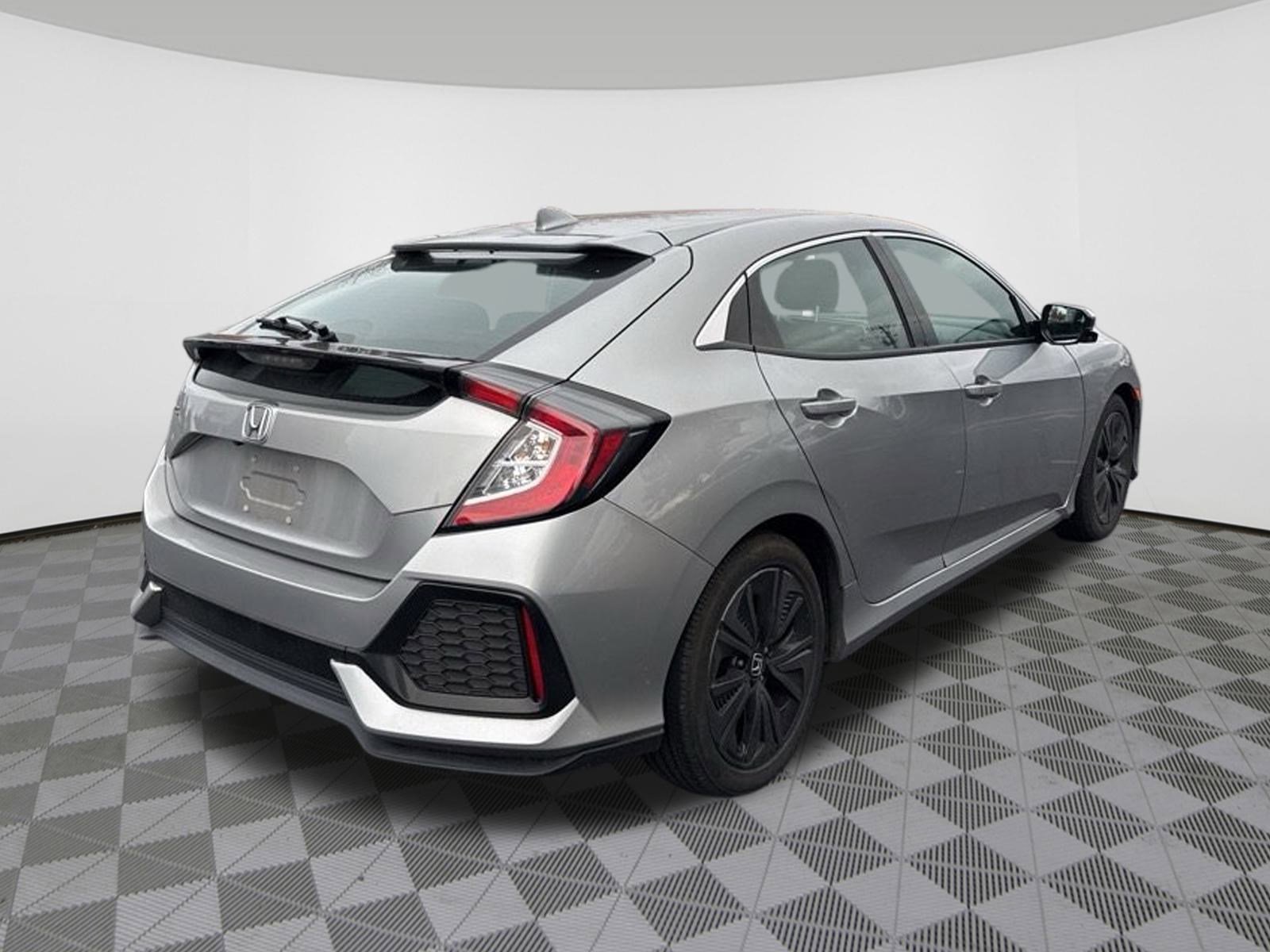 2018 Honda Civic EX Hatchback photo 4
