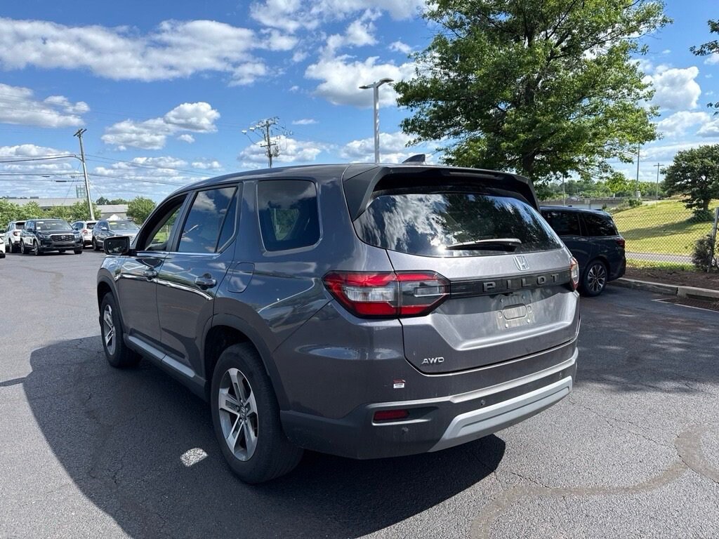 Certified 2023 Honda Pilot EX-L 8 Passenger SUV