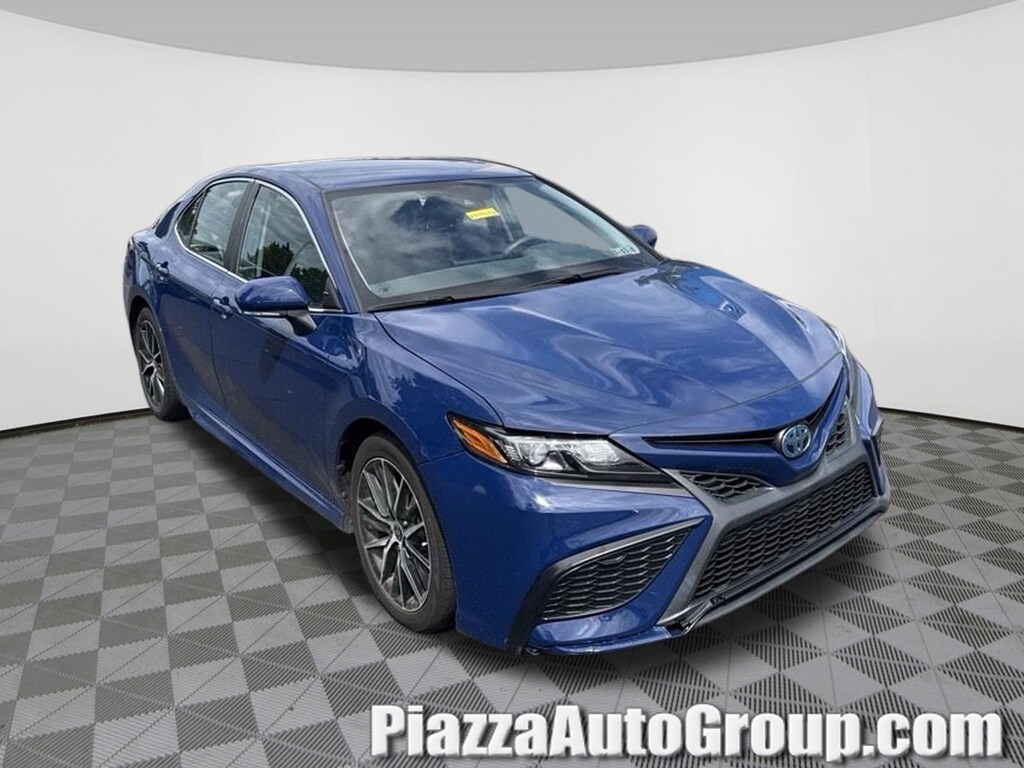 Used 2024 Toyota Camry Hybrid SE Sedan