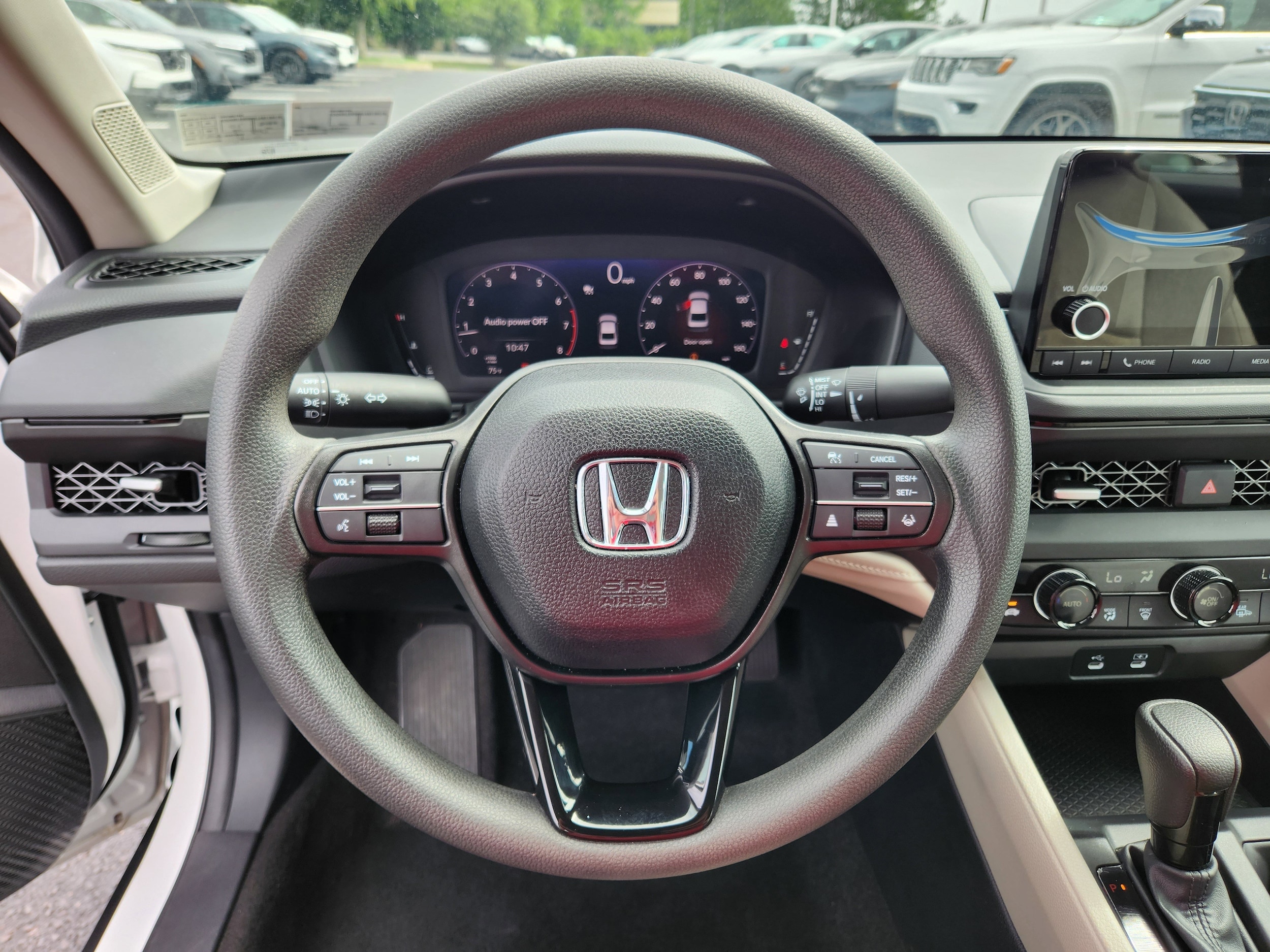 2025 Honda Accord SE - Photo 18