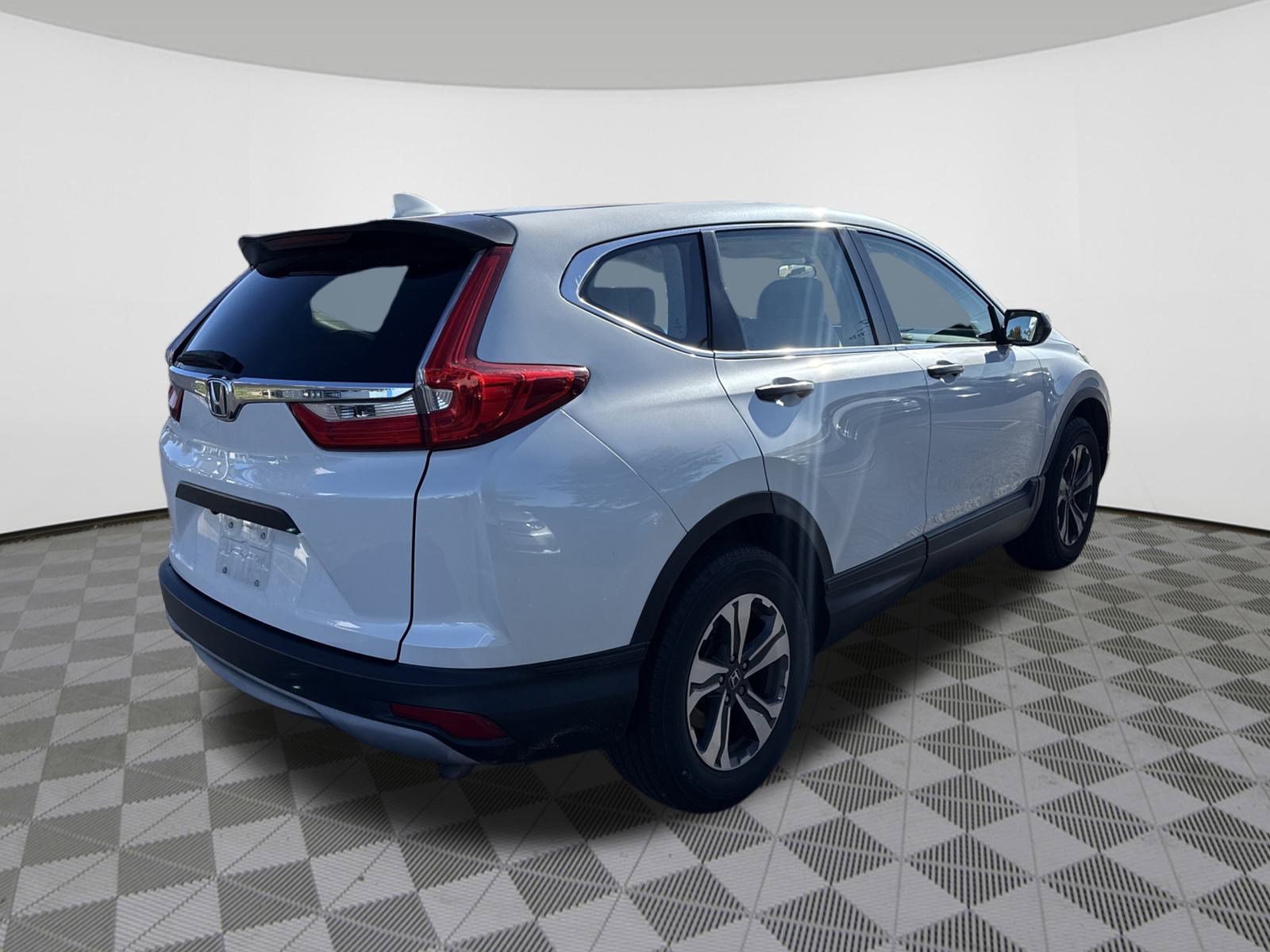2019 Honda CR-V LX photo 4