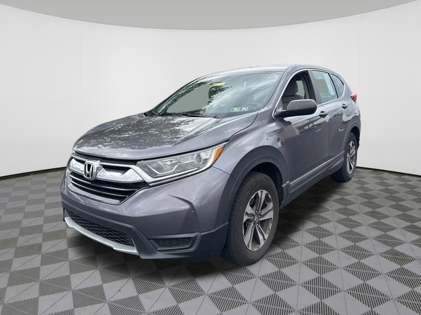 2017 Honda CR-V LX photo 2