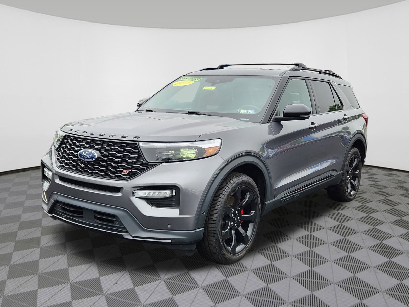 Used 2022 Ford Explorer ST with VIN 1FM5K8GCXNGA16165 for sale in Limerick, PA