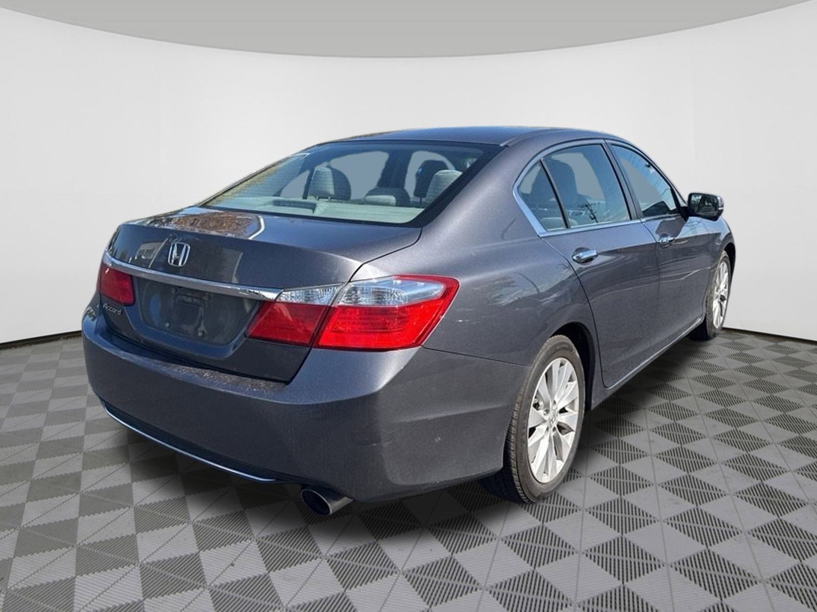 2013 Honda Accord EX photo 3