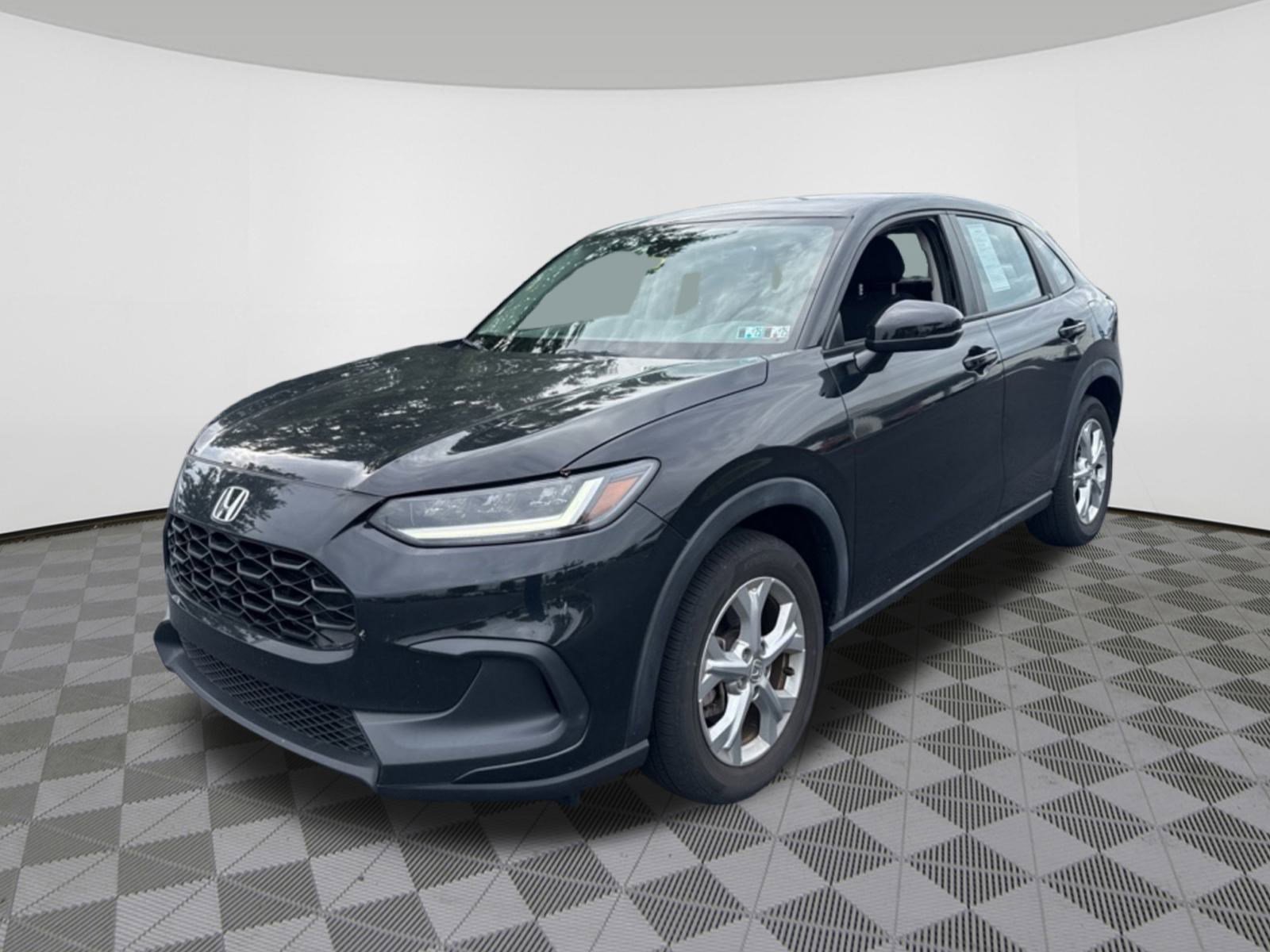 2023 Honda HR-V LX photo 2