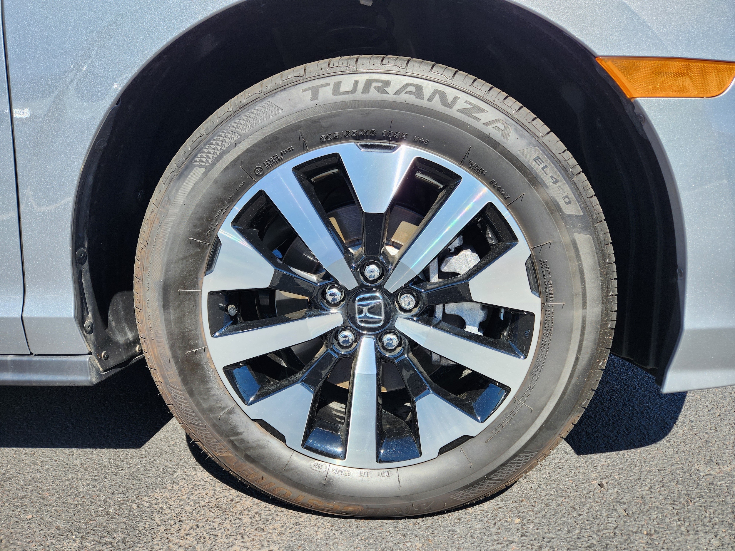 2026 Honda Odyssey EX-L - Photo 7