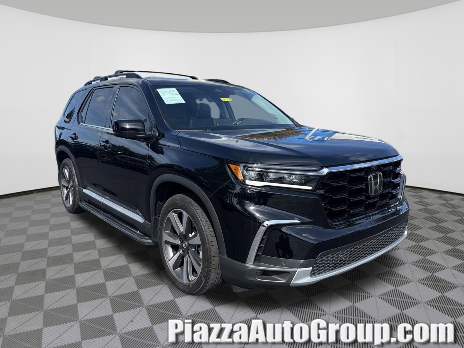 2024 Honda Pilot Elite's photo