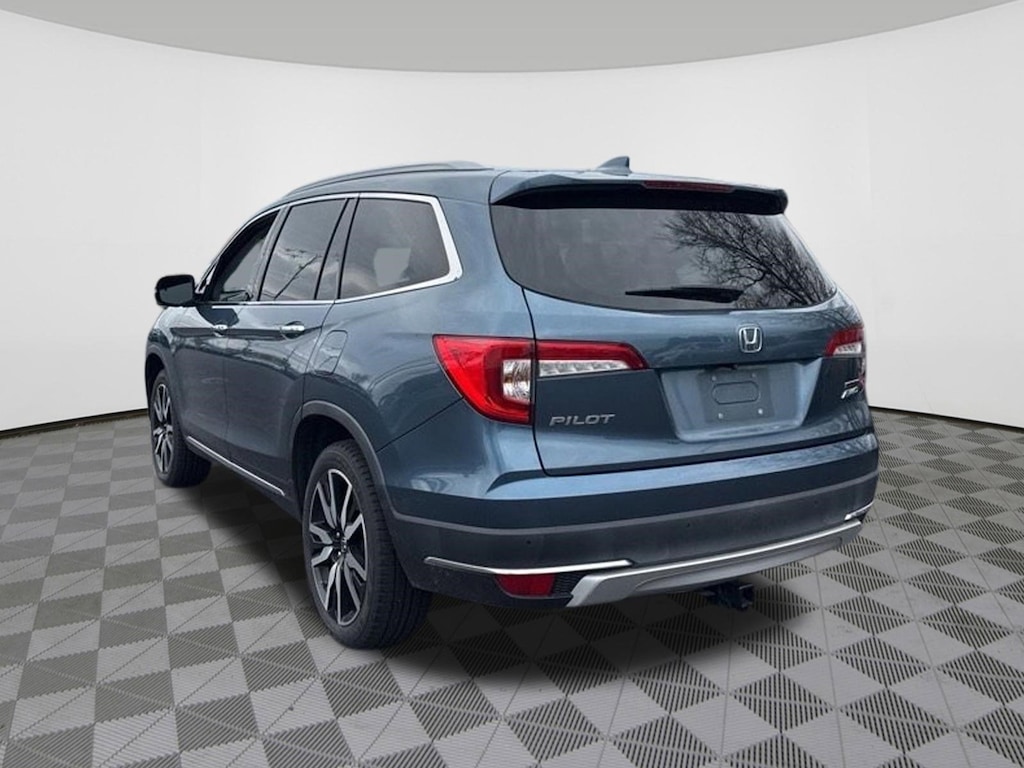 Certified 2019 Honda Pilot Touring 8-Passenger SUV