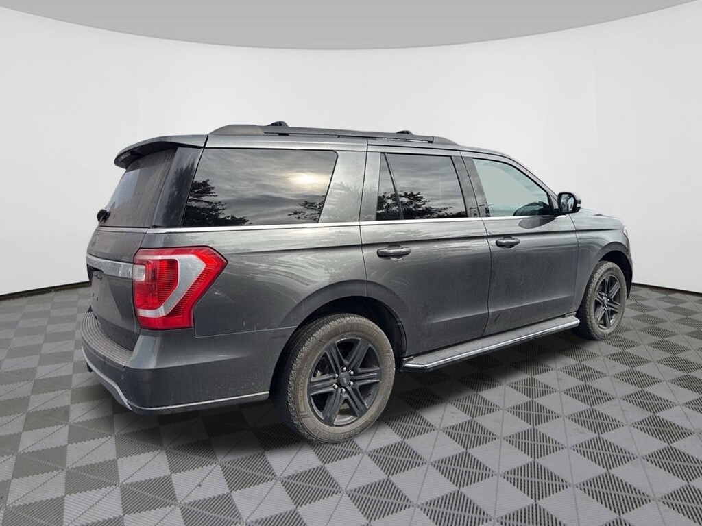 Used 2021 Ford Expedition XLT SUV