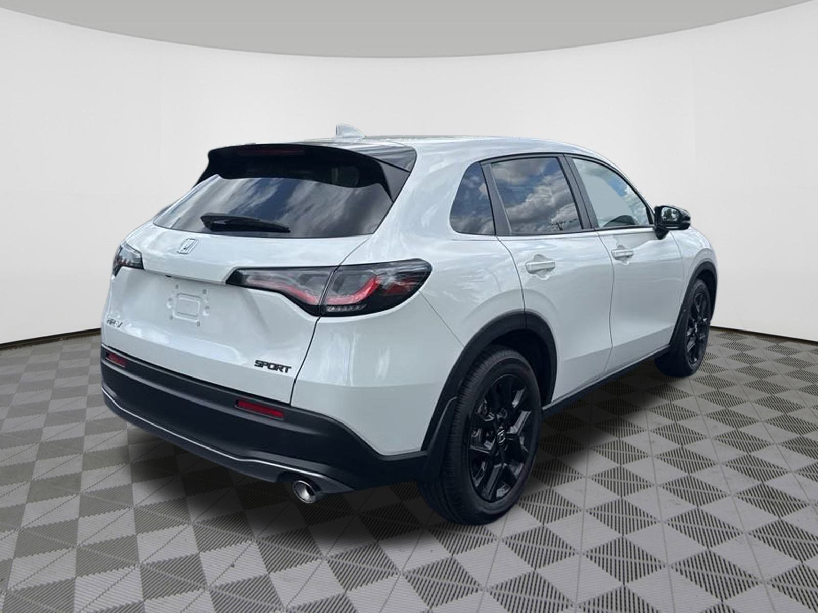 2025 Honda HR-V Sport photo 4