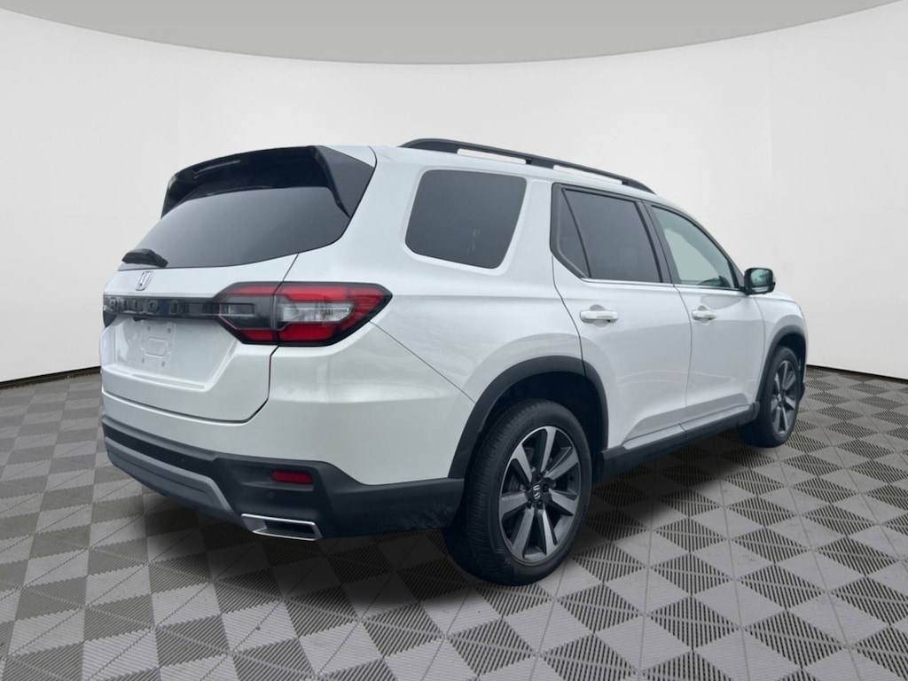 Certified 2023 Honda Pilot Elite SUV