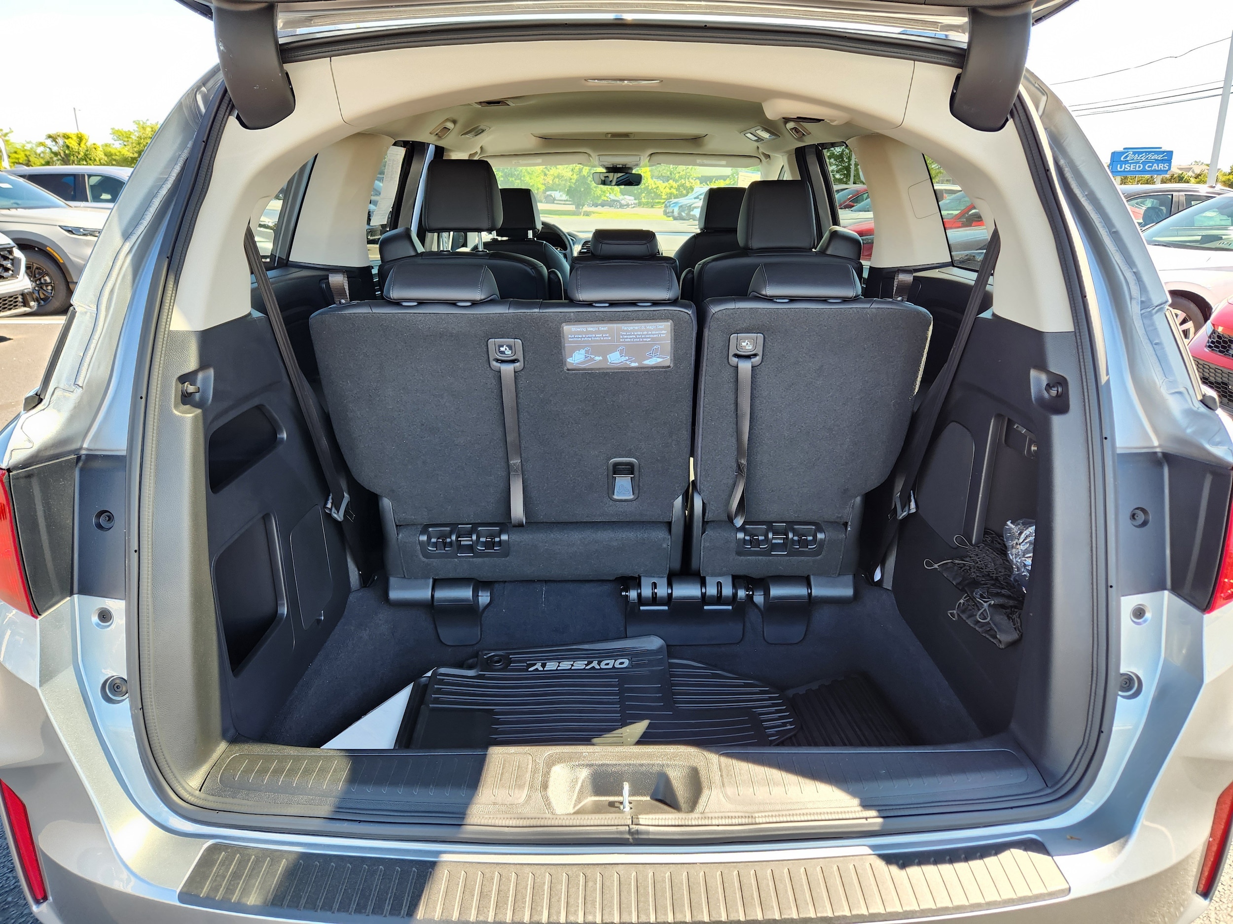 2026 Honda Odyssey EX-L - Photo 8
