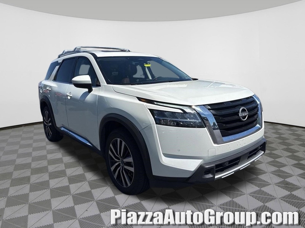 Used 2023 Nissan Pathfinder Platinum SUV