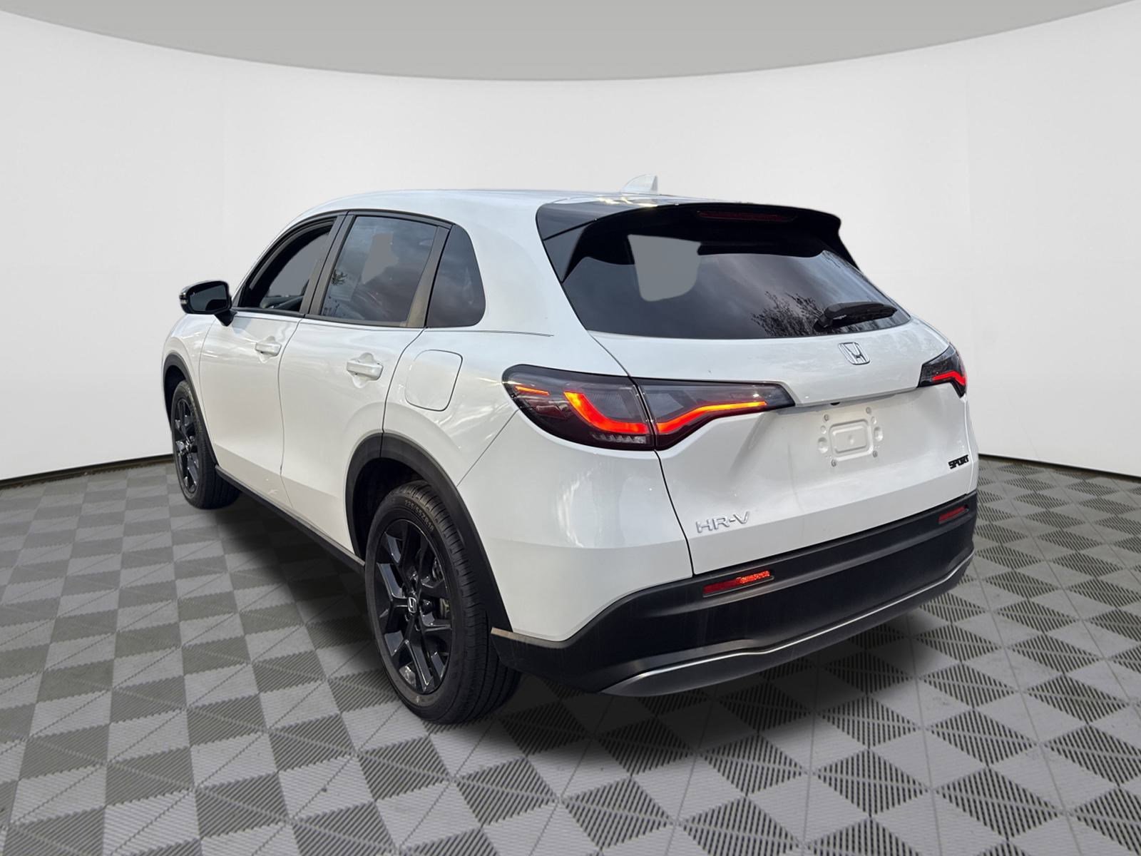 2023 Honda HR-V Sport photo 3