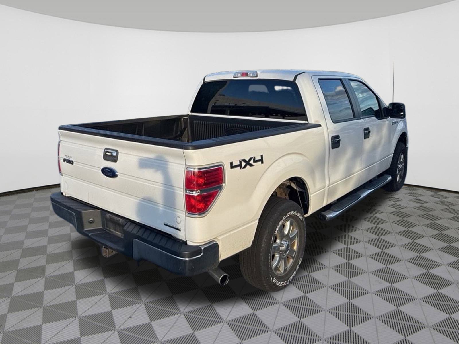 2013 Ford F-150 XLT photo 3