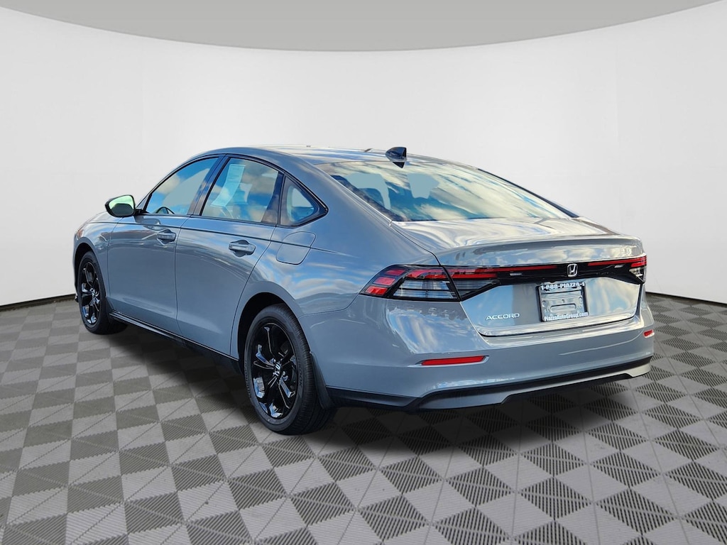 Certified 2025 Honda Accord SE Sedan