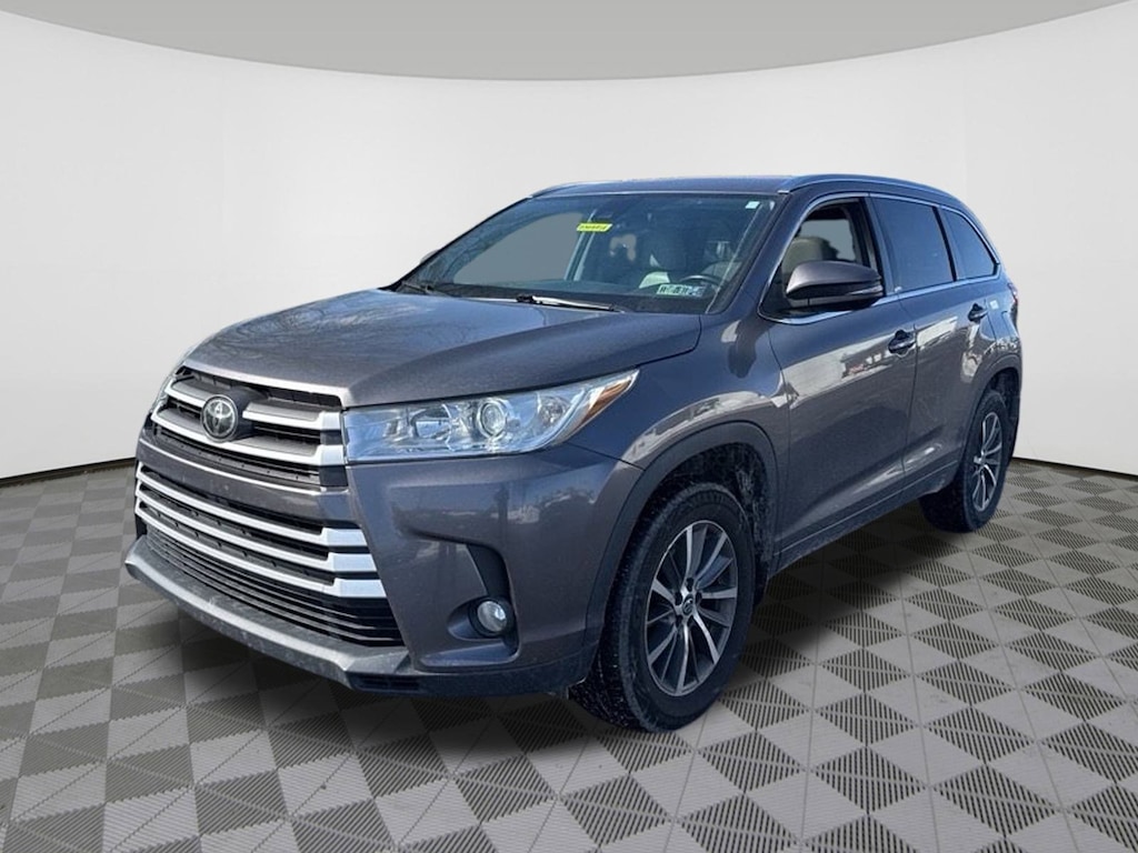 Used 2018 Toyota Highlander XLE SUV