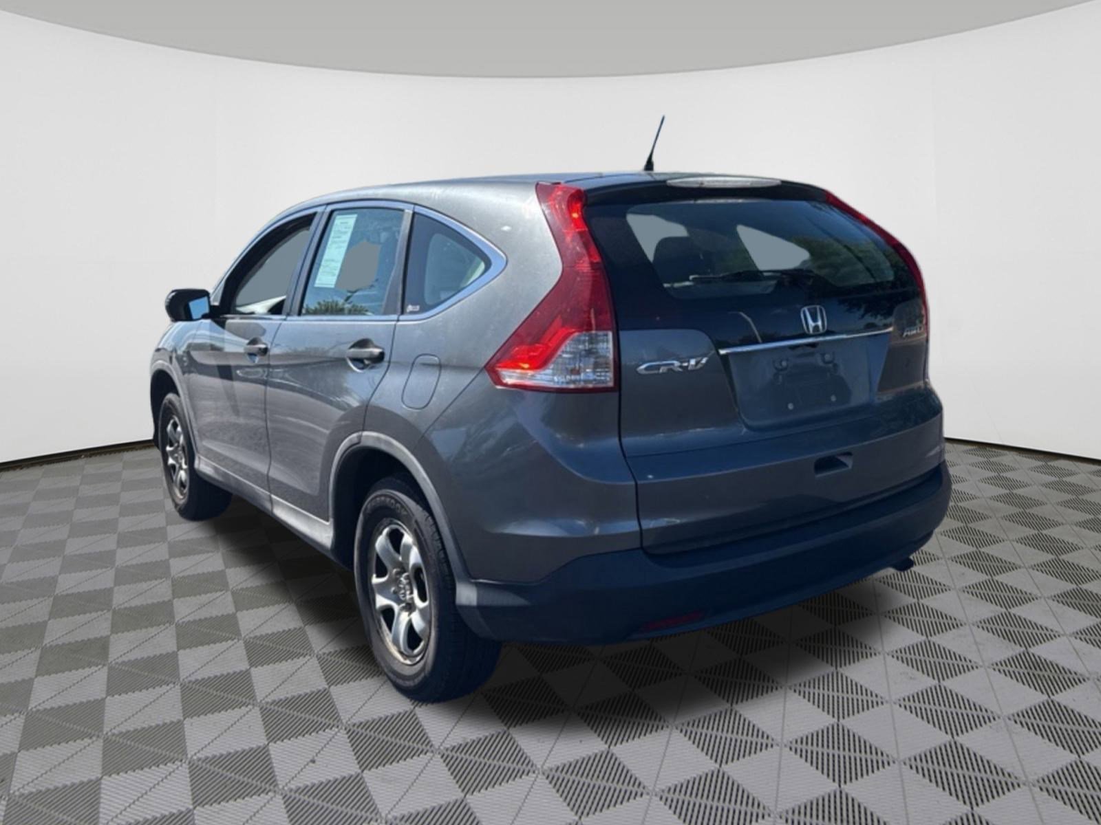 2012 Honda CR-V LX photo 4