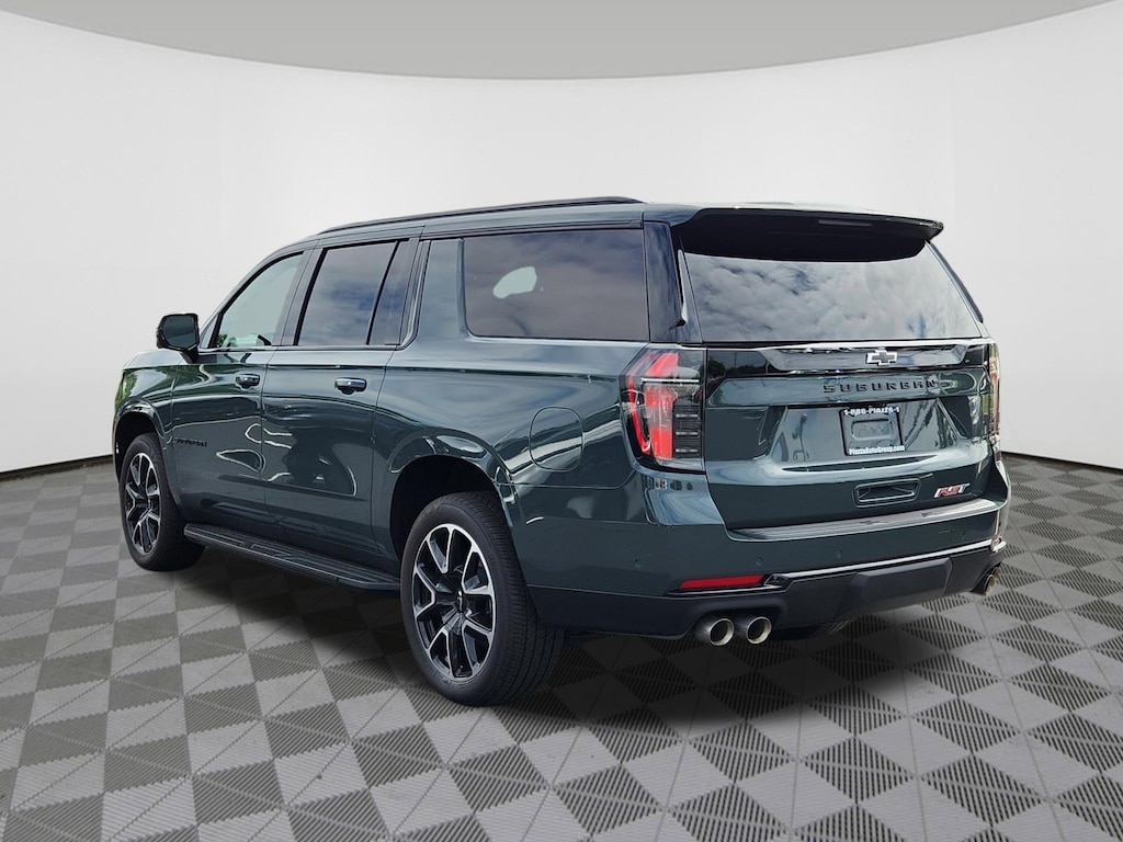 Used 2025 Chevrolet Suburban RST SUV