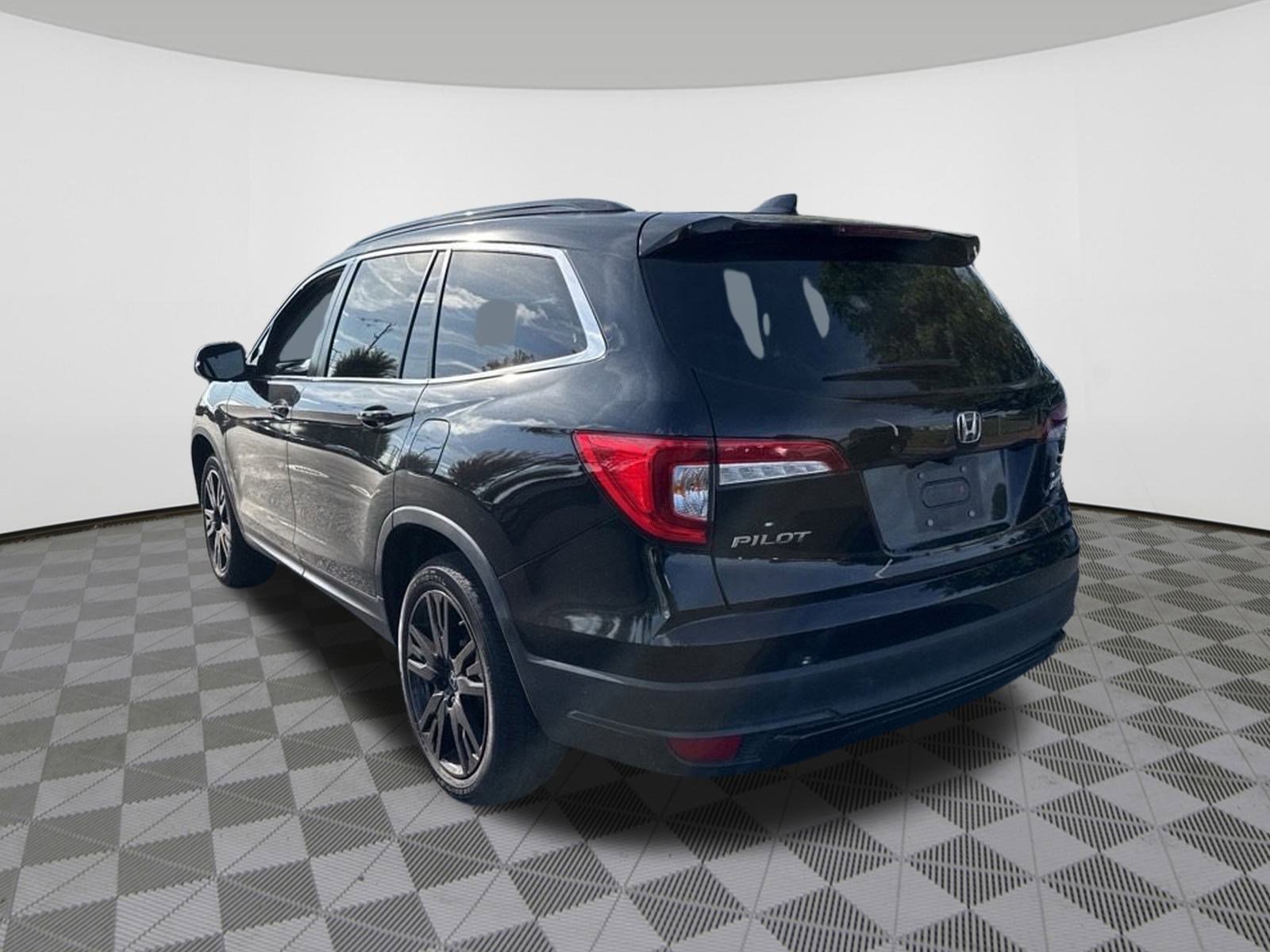 2022 Honda Pilot Special Edition photo 2