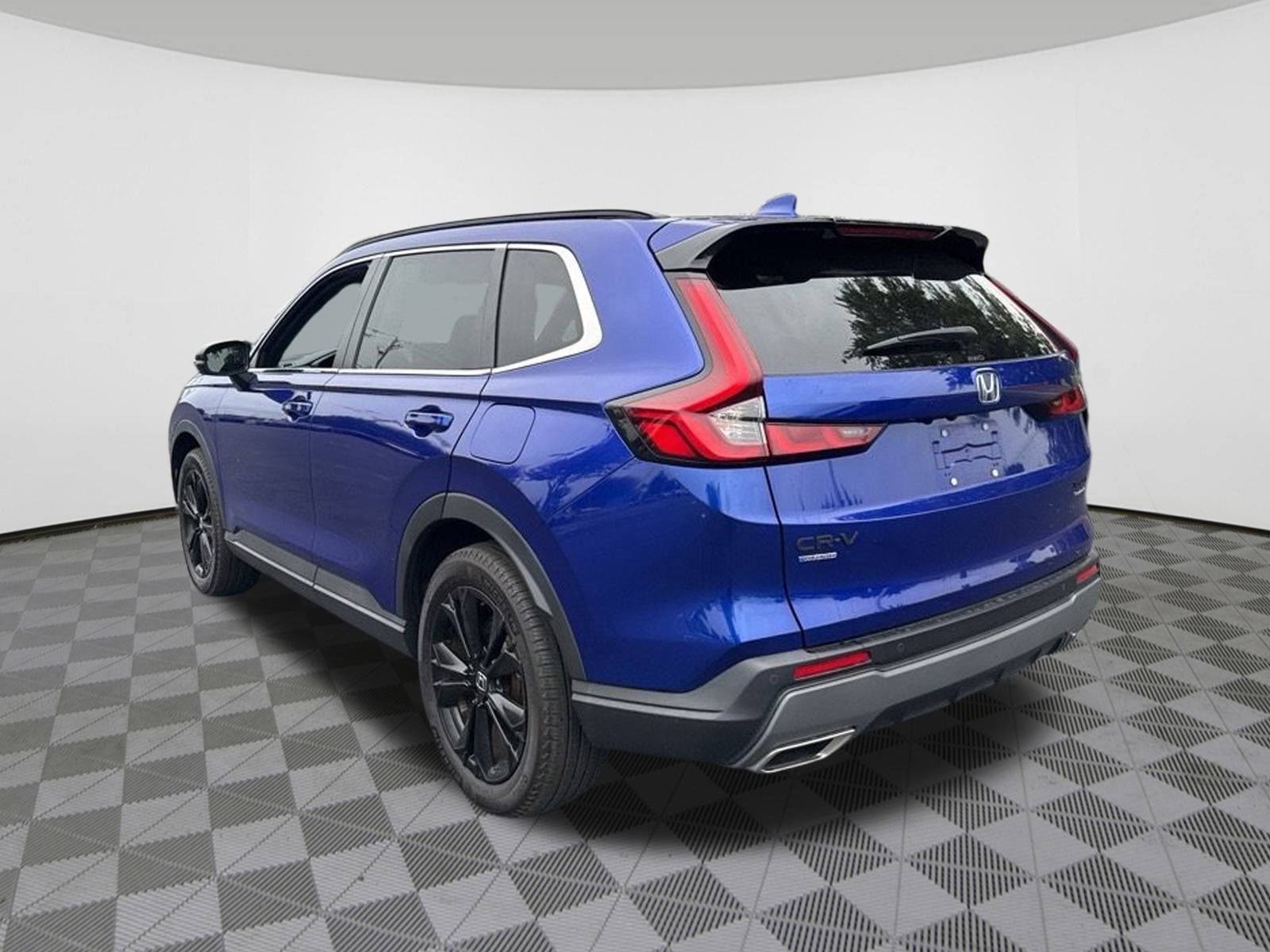 2023 Honda CR-V Hybrid Sport Touring photo 3
