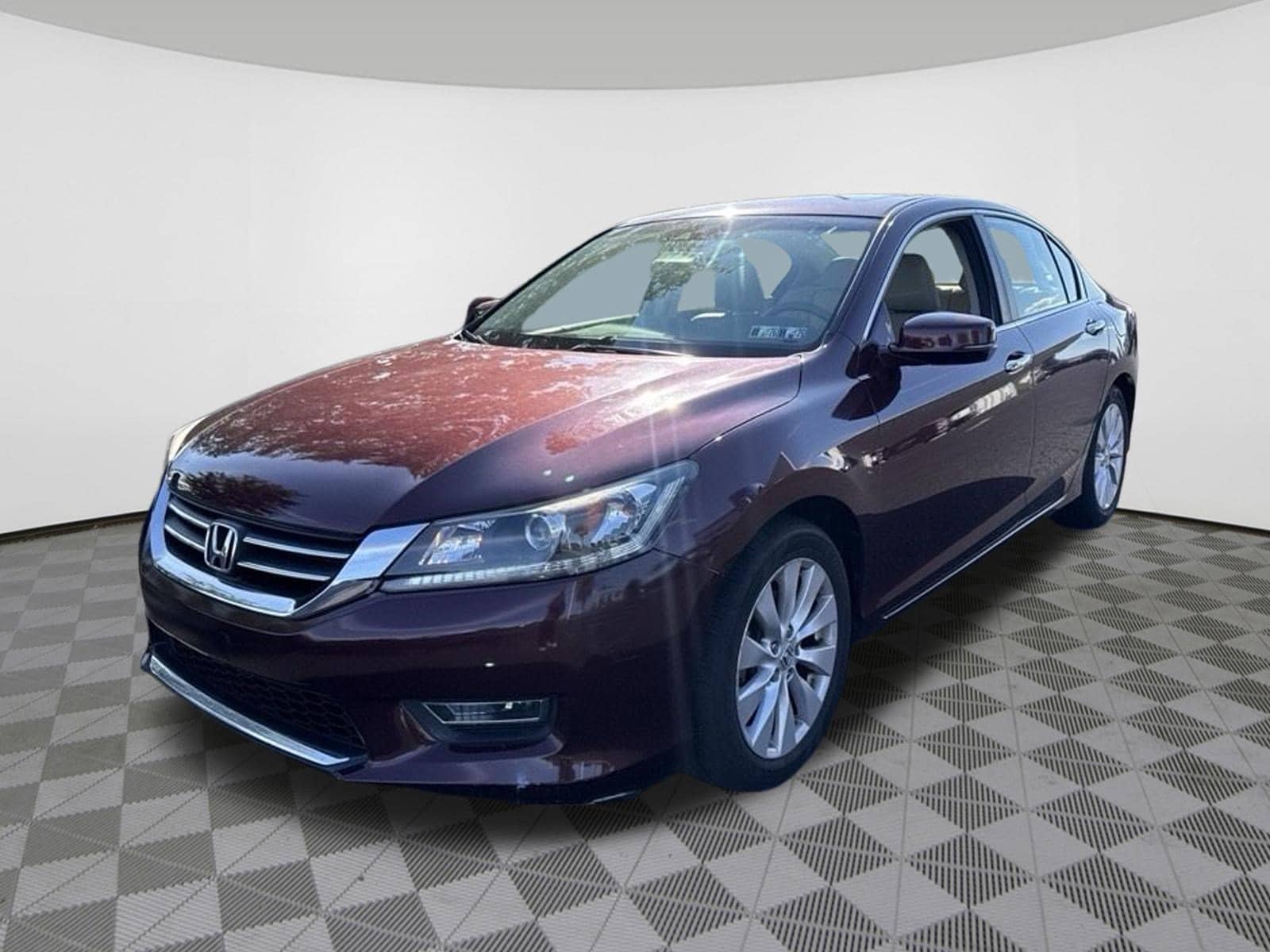 Used 2013 Honda Accord EX-L with VIN 1HGCR2F87DA028519 for sale in Royersford, PA