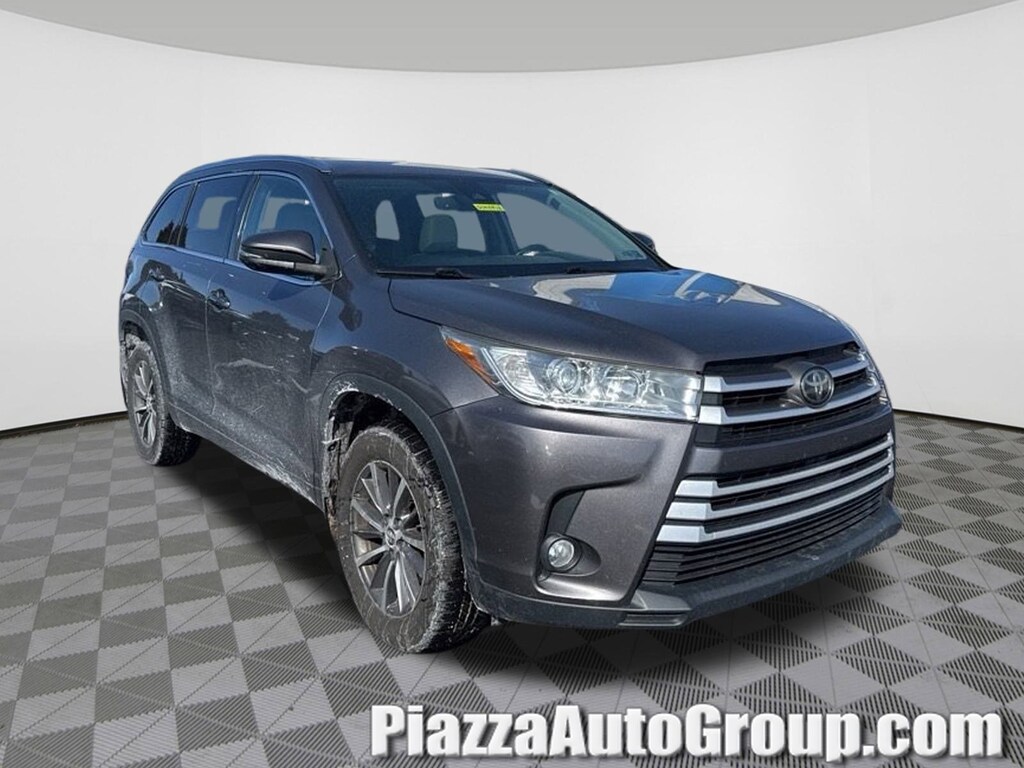 Used 2018 Toyota Highlander XLE SUV