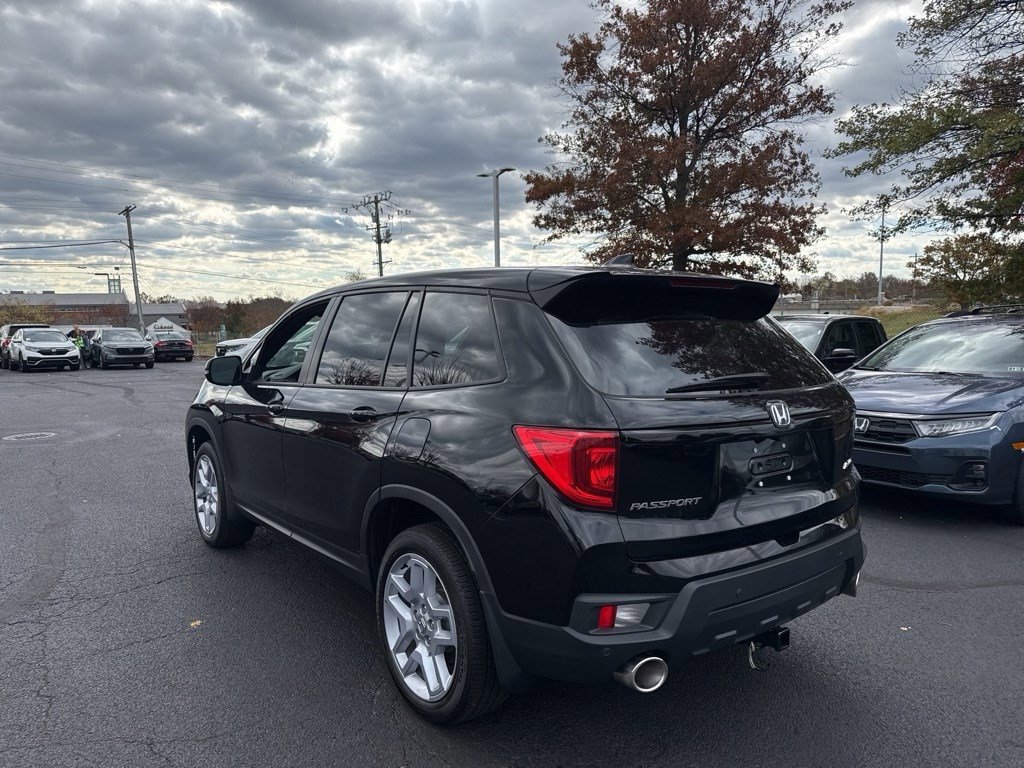 2025 Honda Passport EX-L photo 2