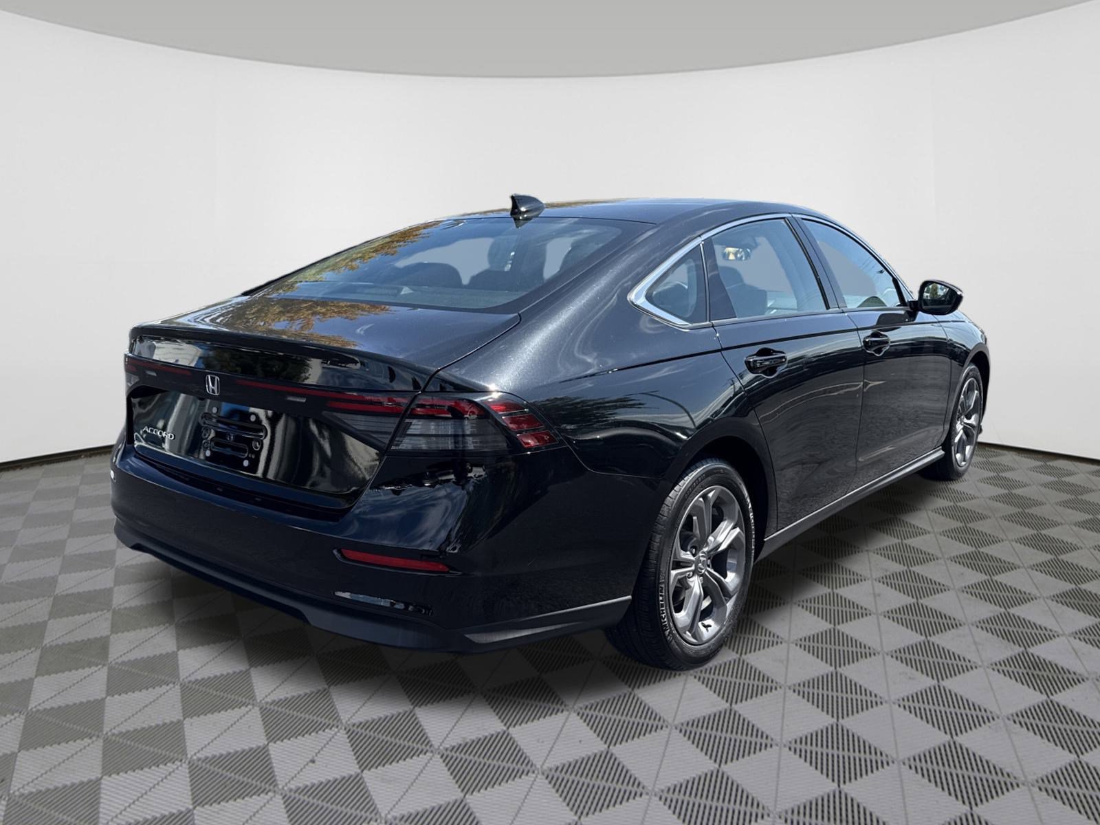2024 Honda Accord EX photo 4