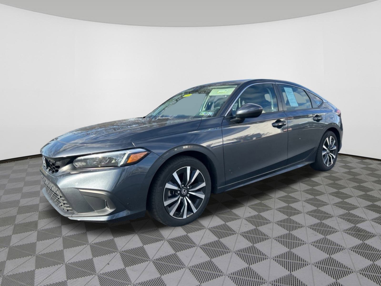 2023 Honda Civic Hatchback EX-L photo 2