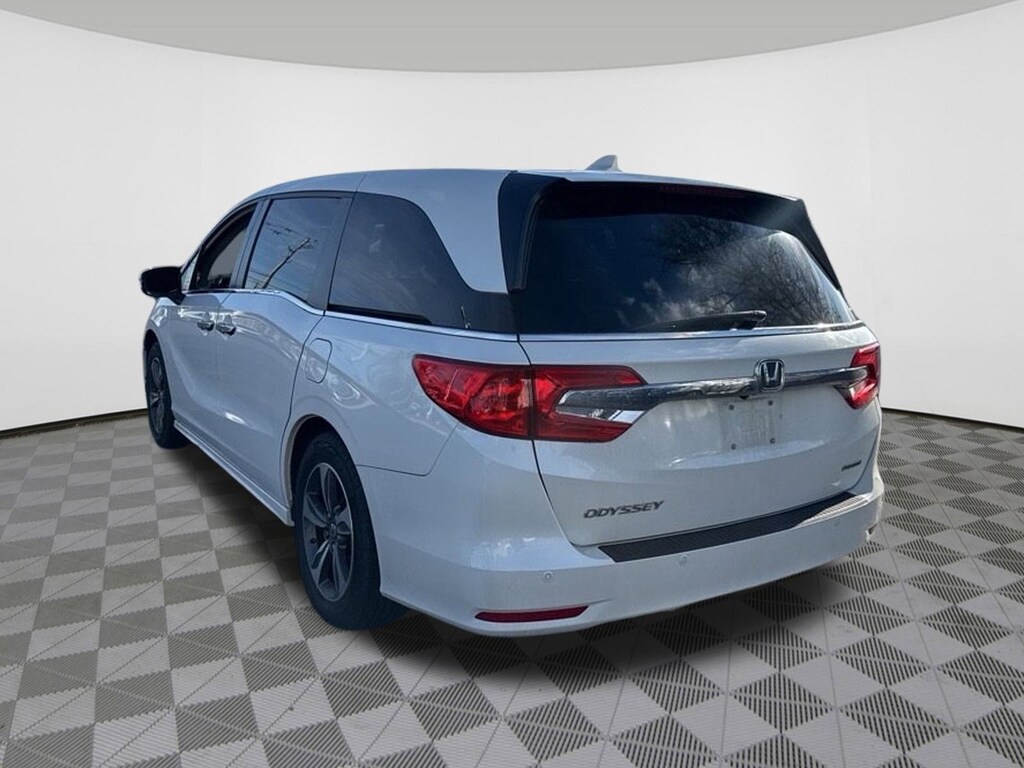 Certified 2018 Honda Odyssey Touring Van