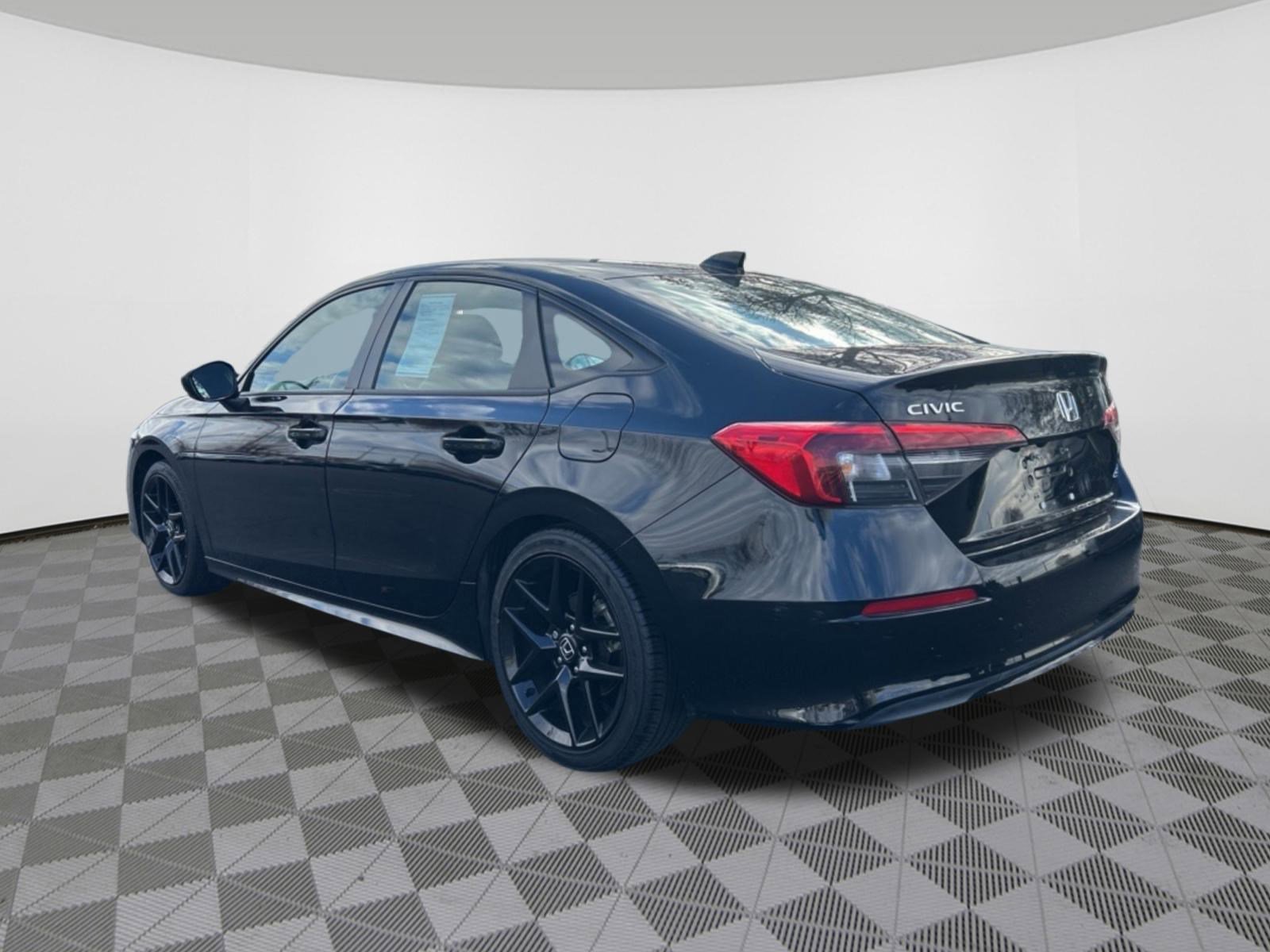 2023 Honda Civic Sport photo 3