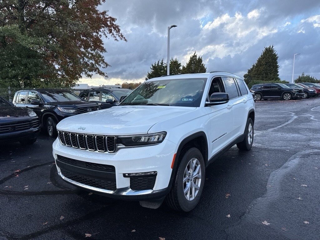 Used 2022 Jeep New Grand Cherokee Limited SUV