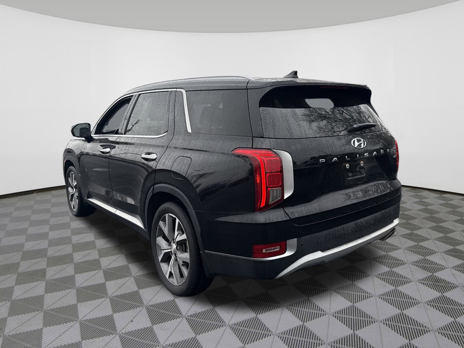 2022 Hyundai Palisade SEL photo 2