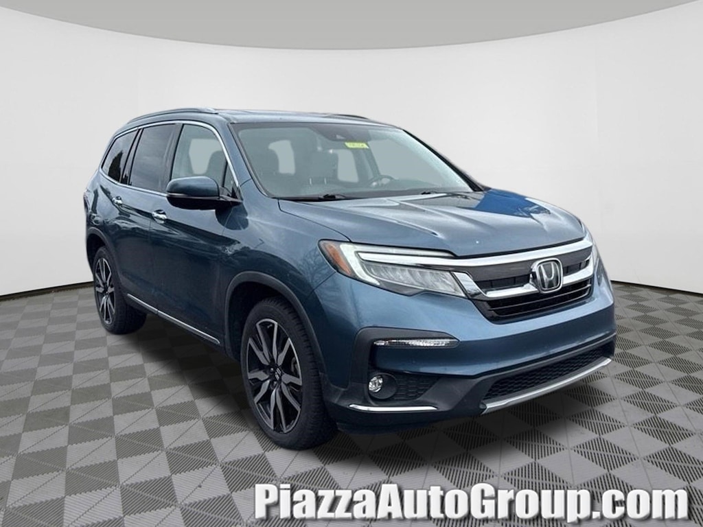 Certified 2019 Honda Pilot Touring 8-Passenger SUV