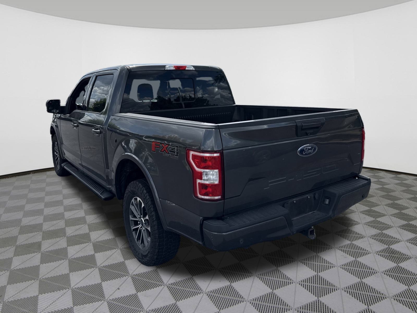 2018 Ford F-150 XLT photo 3