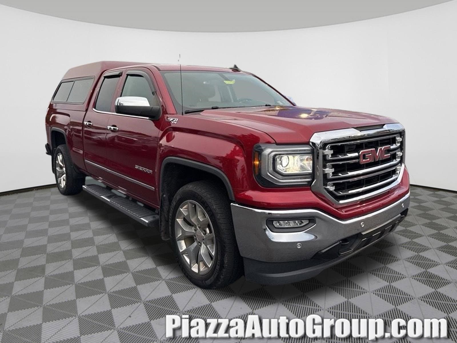 2018 GMC Sierra 4WD Double Cab Standard Box SLT's photo