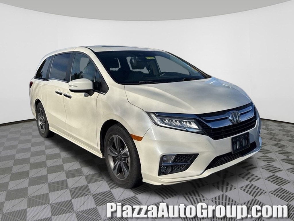 Certified 2018 Honda Odyssey Touring Van