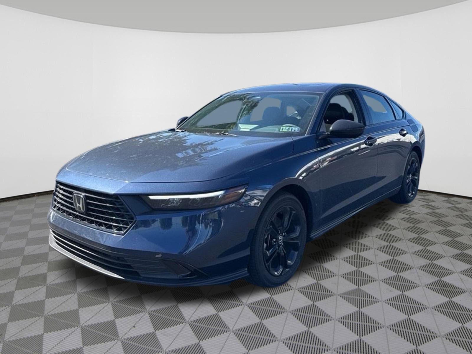 2025 Honda Accord SE photo 2