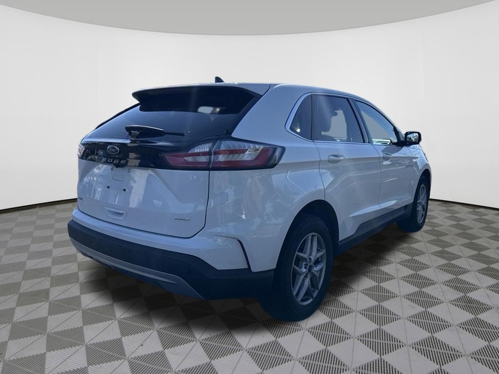 Used 2022 Ford Edge SEL SUV