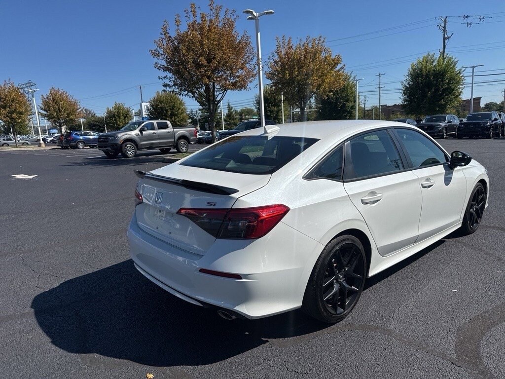 2022 Honda Civic Si photo 4