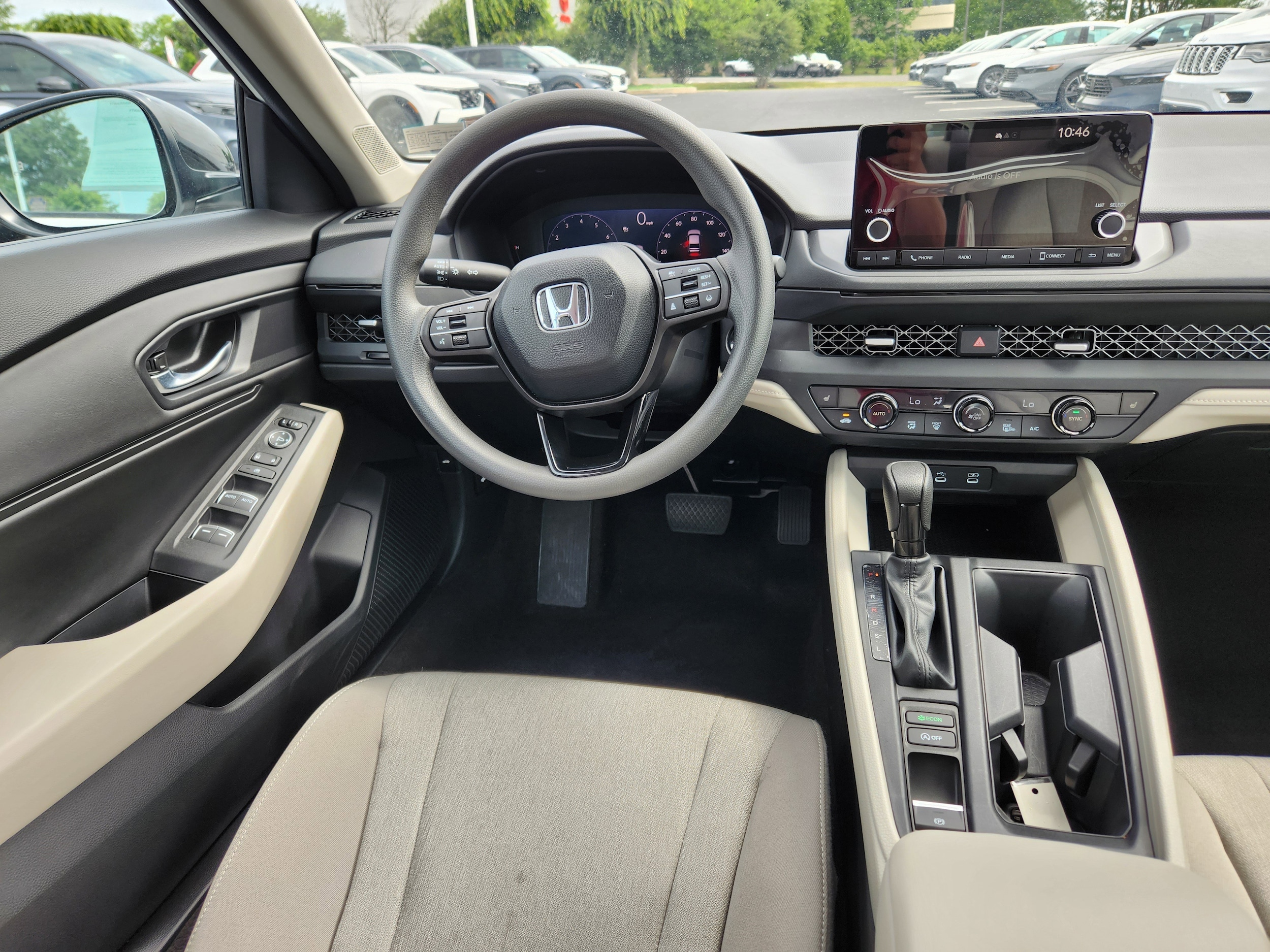 2025 Honda Accord SE - Photo 13