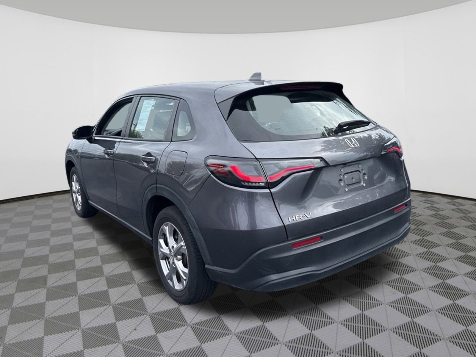 2023 Honda HR-V LX photo 3